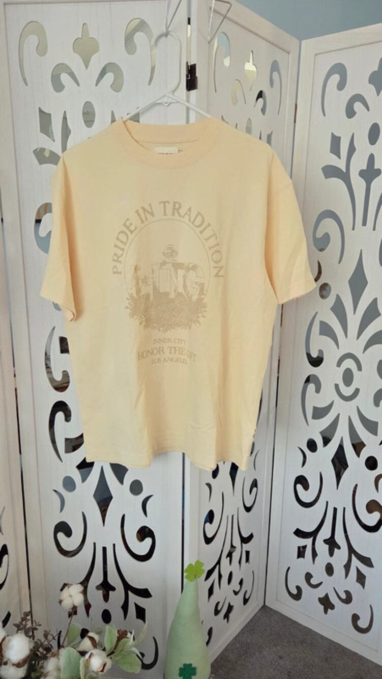 Honor The Gift HTG Pride In Tradition Tee Cream Los Angeles Medium NWOT